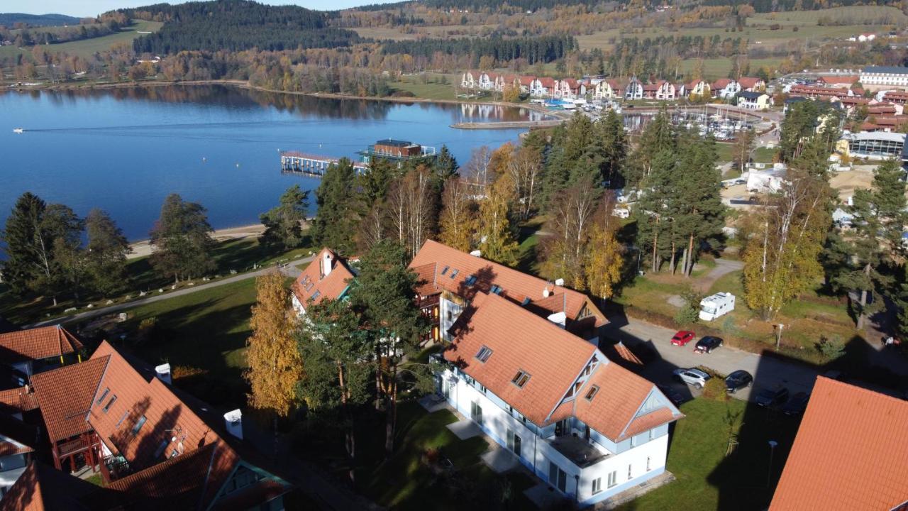 Lipno Beach Side - Riviera Apartment ลิปโนนัดเวิลตาวู ภายนอก รูปภาพ